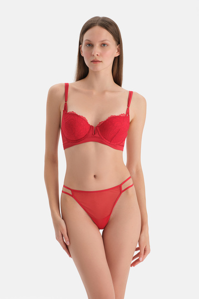 Dagi Kırmızı Dantel Detaylı Sütyen