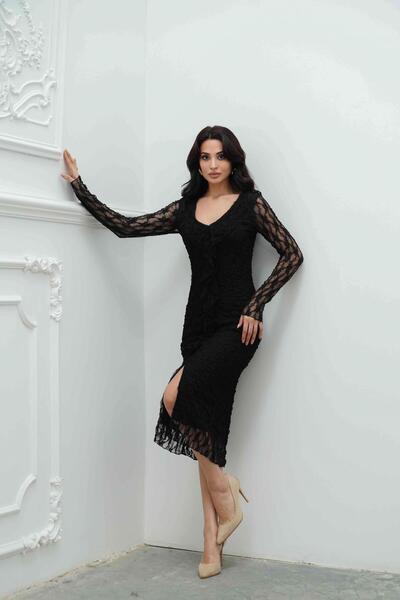 Serica Moda Siyah Önü Fırfır Detaylı Yırtmaçlı Dantelli Elbise