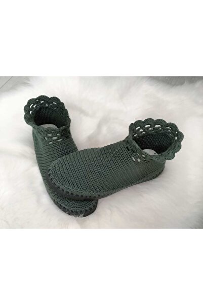 Magicraft2025 Hand crocheted boots in shades of khaki