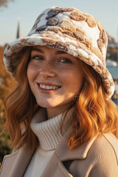 Trenderrs Γυναικείο βελούδινο καπέλο με λουλούδια