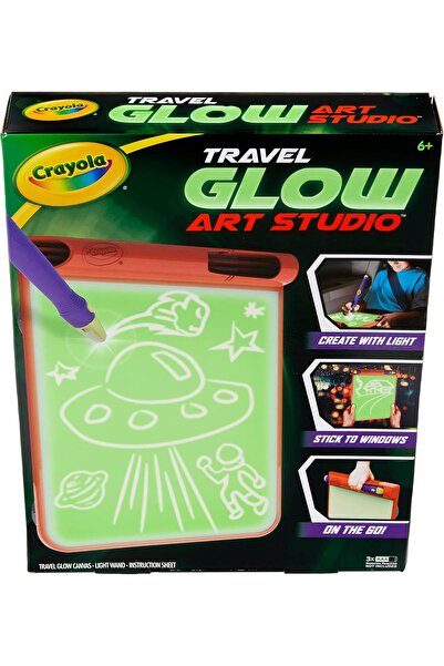 Crayola Glow Art Studio Travel Glo - Glow-in-the-Dark Art Set for Kids (Ages 6+)