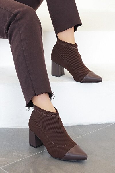 Stilbagshoes Γυναικείες μπότες με τακούνι TİFFANY, δερμάτινες λεπτομέρειες, καφέ