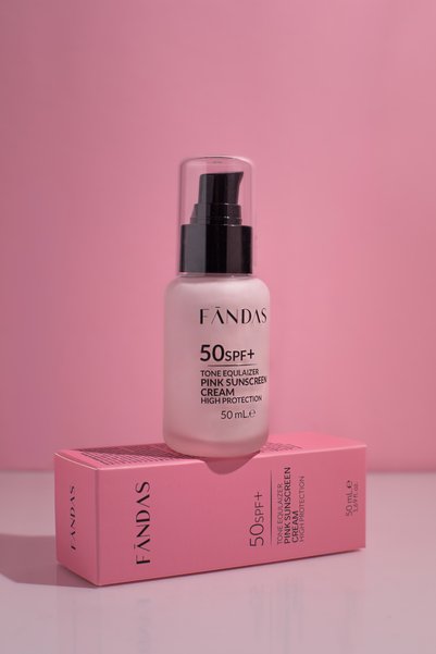 FANDAS Pink Sunscreen Face Cream - Moisturizing Effective 50 Spf+