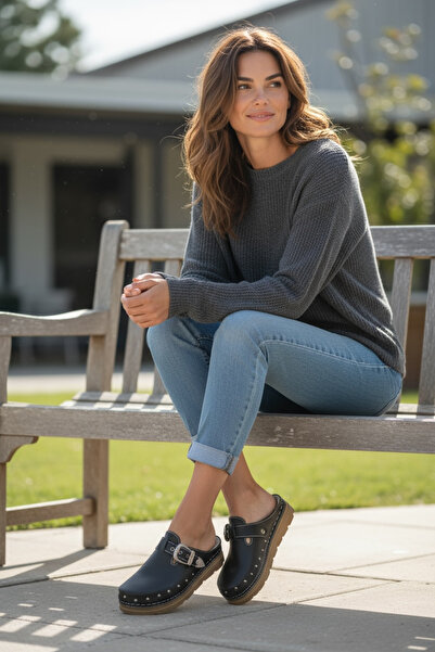 Cozi company Closed Front Black Soft Sole Orthopedic Comfortable Heeled Women's Slippers