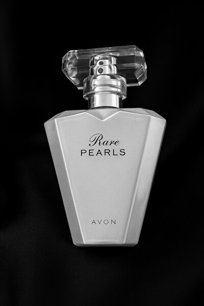 AVON RARE PEARLS