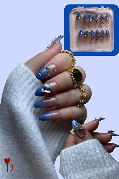Dami Beauty 24'lü Badem Mavi Charm'lı Takma Tırnak Set / Yapıştırıcılı