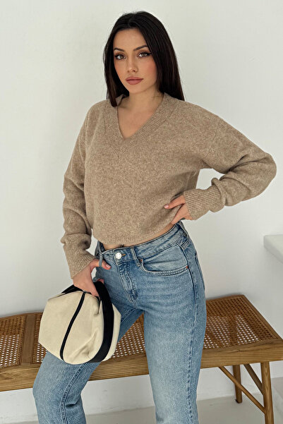 Noa Noa Women's V-Neck Long Sleeve Knit Sweater – Soft Classic