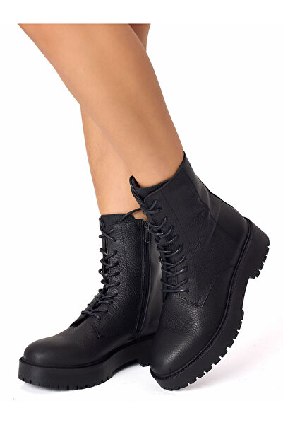 RUJO Черни дамски ботуши от естествена кожа с цип и връзки