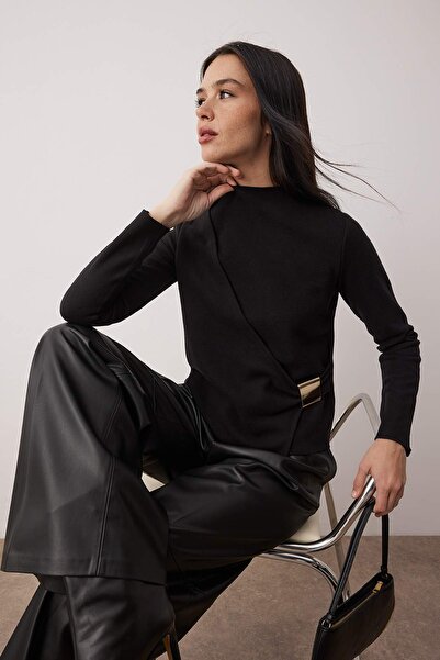 Trendyol Collection Black Thessaloniki Accessory Detailed Wrap Long Sleeve Knitted Blouse Twoaw26Bz00115