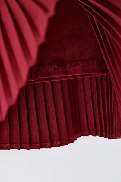 TRENDYOLKIDS Burgundy Pleated Skater Woven Girl's Shorts Skirt Tkdaw26Et00001