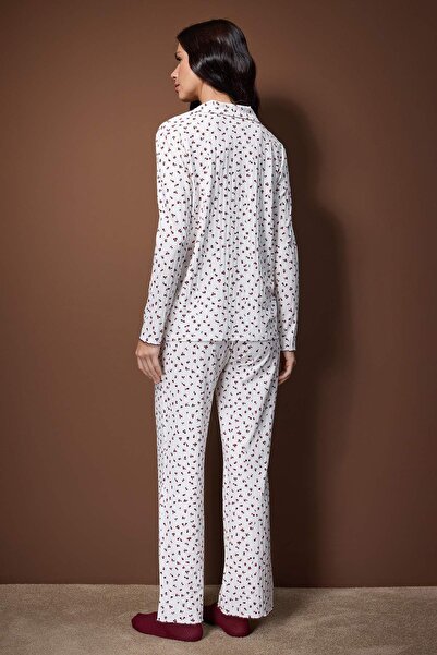 Trendyol Collection Білий квітковий стрічковий трикотажний піжамний комплект THMAW26PT00221