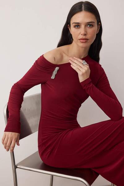 Trendyol Collection Dark Burgundy Accessory Detailed Knitted Maxi Lined Dress Tpraw26El00111
