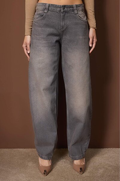 Trendyol Collection Gray Regular Waist Baggy Jeans Twoaw26Je00303