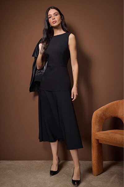 Trendyol Collection Trendyol Studio Black Midi Flexible Woven Dress Twoaw26El00307