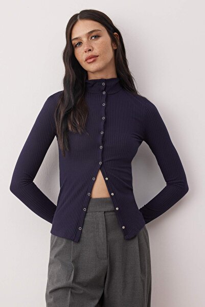 Trendyol Collection Navy Blue Front Full Snap Closure Camisole Fitted/Bodycon Knitted Blouse Twoaw26Bz00329