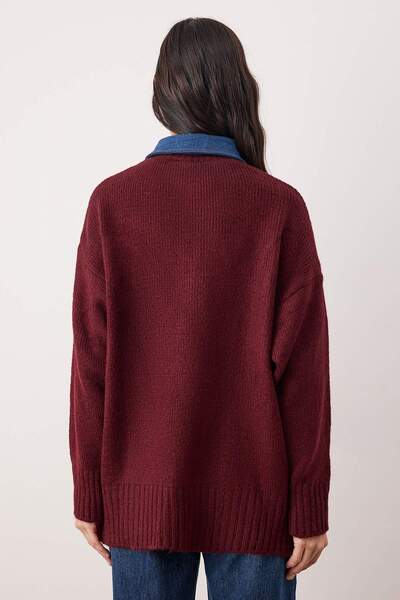 Trendyol Collection Burgundy Denim Collar Garnished Soft Textured Knitwear Sweater Twoaw26Kz00278
