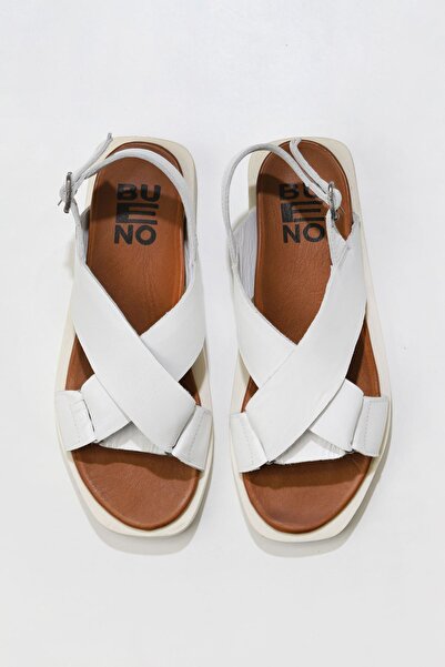 Bueno Shoes بياز ديري كادين صندل 01ws2801