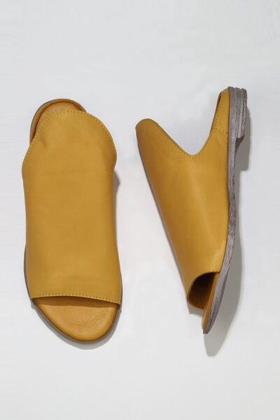 Bueno Shoes Papuci de damă din piele galbenă - Design plat 01wn5019