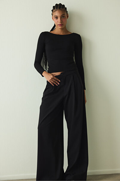 Penti Black Crew Neck Long Sleeve Slim Fit Fixed Cap Top