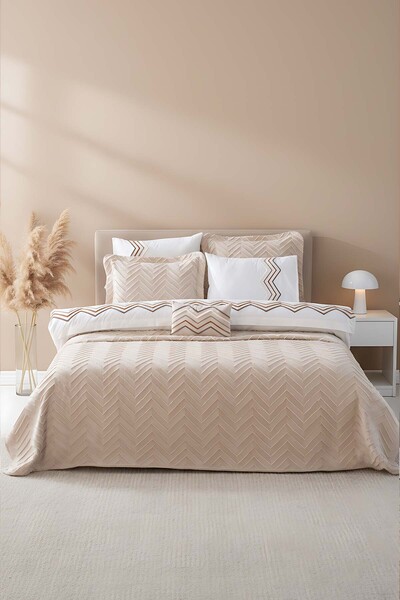 Rivaİstanbul طقم غطاء لحاف مزدوج بيج من ألميلا - طقم مهر مكون من 8 قطع