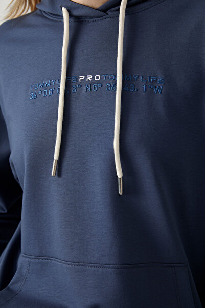 TOMMY LIFE Petrol Kapüşonlu Kanguru Cep Oversize Lastik Paça Kadın Eşofman Takımı - 95288