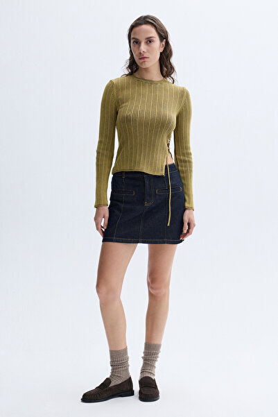 Mudo Fitted Bounding Detail Sweater