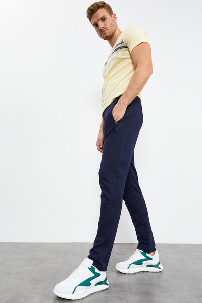 TOMMY LIFE Мъжки спортен панталон Indigo - с цип, детайлен текст, класически ...