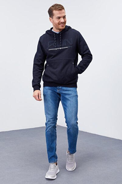 TOMMY LIFE Ανδρικό φούτερ με κουκούλα τύπου Navy Blue Text Embroidered Standard - 87887