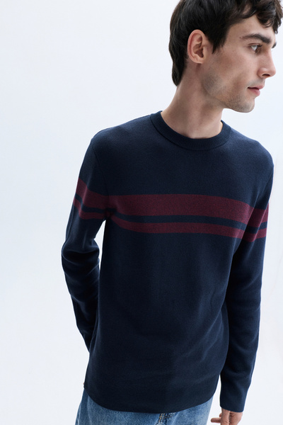 Mudo Color Blocked Circular Neck Sweater