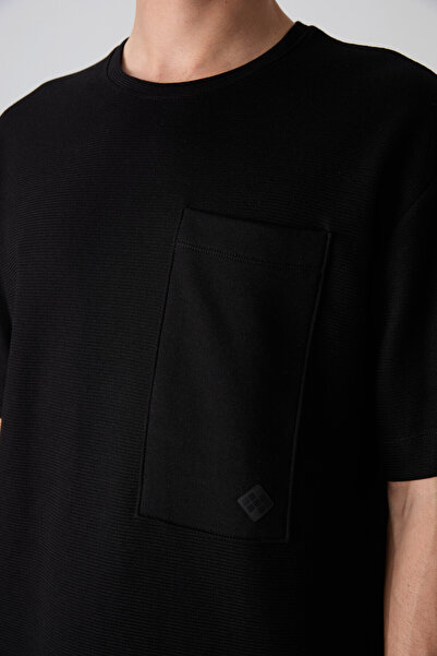 TOMMY LIFE Μαύρο βαμβακερό ανδρικό μπλουζάκι με χοντρή υφή Oversize Fit Basic - 88341