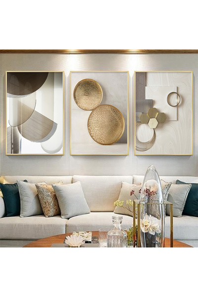KOLAJTASARIM Geometrik Şıklık: Modern Formların Altın Ve Bej Tonlarında Buluş...