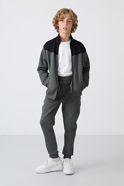 TOMMY LIFE Σετ φόρμας για αγόρια με κέντημα - Χακί βαμβακερό, χοντρό τρίχωμα εσωτερικά, απαλή υφή, τυπική εφαρμογή - 11240