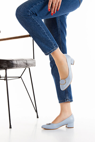 Miss Mitto Дамски обувки на стилет от изкуствена кожа в синьо, 3 см, къси, с дебел ток, стилни, с катарама, удобни и детайлни