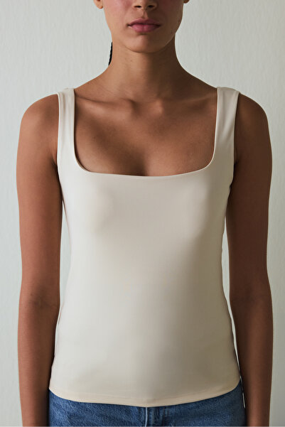 Penti Bej Kare Yaka Kalın Askılı Kaplı Slim Fit Üst