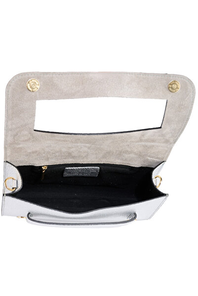 AZZURA Isolde bag, pearlescent silver leather with gold metal accessories (8216)
