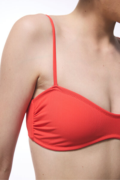 Penti Praslin Minimal Kesim Kırmızı Bandeau Bikini Üstü