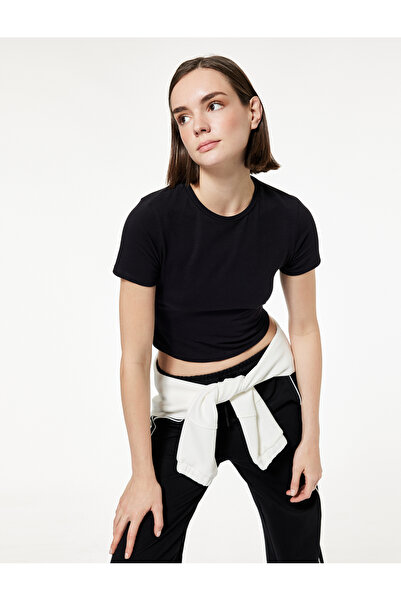 Koton Tricou sport slim cu mânecă scurtă și decolteu