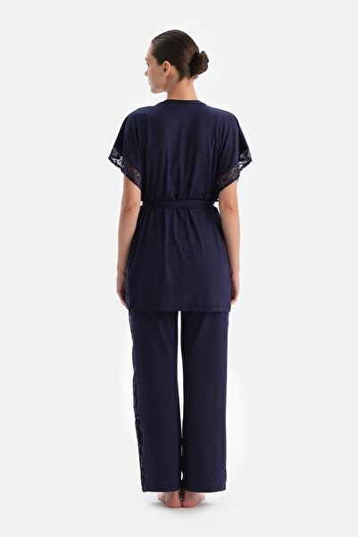Dagi Navy Blue Viscose Dressing Gown with Lace Detail on the Sleeves