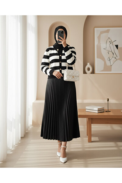 Modamorfo Πλεκτή ζακέτα με γιακά με ριγέ κουμπιά - μαύρη