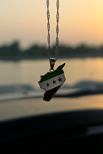 Best Ladies Syria Flag Pendant Stainless Steel Car Pendant Durable and Stylish Pendant for Men and Women
