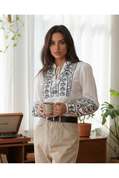 Modamorfo Κεντημένη μπλούζα με μανσέτες με λεπτομέρεια από δαντέλα