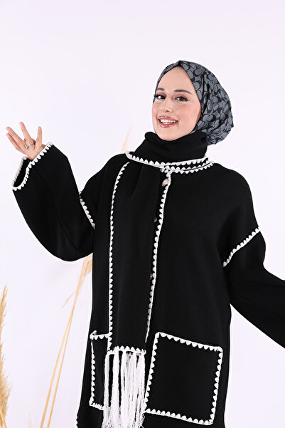 Bym Fashion Black Knitwear Scarf Cardigan - 12156 Model