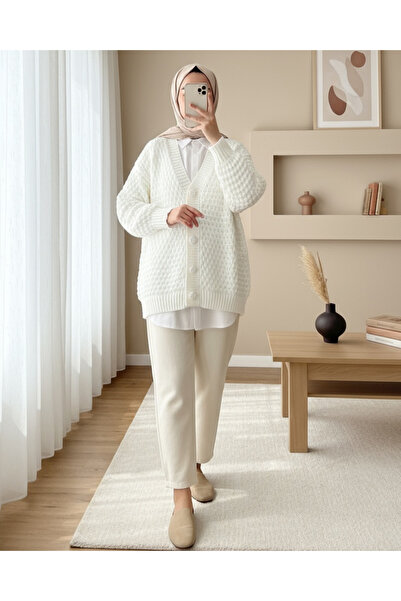 Modamorfo Ζακέτα πλεκτή με ανάγλυφο σχέδιο με κουμπιά - Εκρού