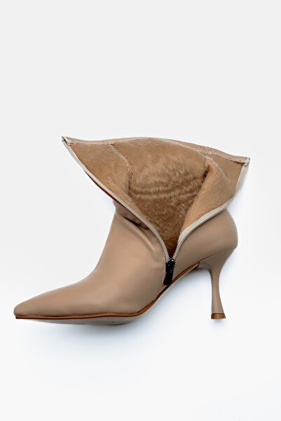 Shoebutik Γυναικείες μπότες με τακούνι Wanna Beige