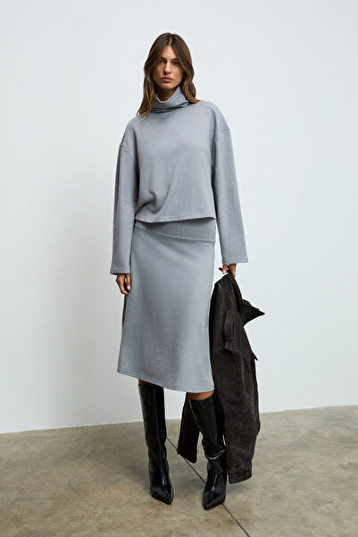 GRIMELANGE Ploruns women's soft and flexible fabric fisherman collar grey sweatshirt