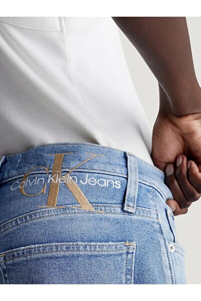 Calvin Klein MOM JEAN