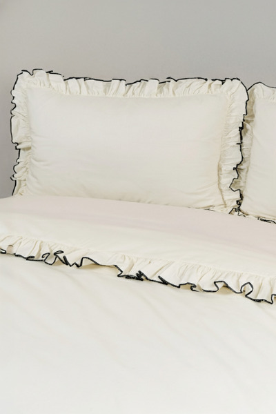 Magnolia Vintage Ruffled Double Duvet Cover Set - Cotton, Cream Color, Soft Textured Stylish Design