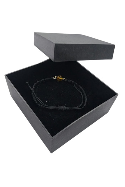 oftenadmire سوار مطرز بالكركم، سوار مكرمية محبوك قابل للتعديل حسب المقاس، مع علبة هدايا