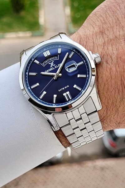 Daniel Klein Kadranı Lacivert Kordonu Gümüş Renk 43 mm Erkek Kol Saati