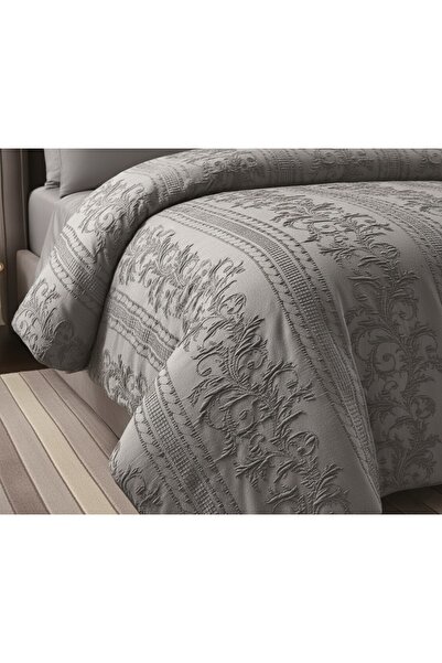 Red Rose Luxury duvet set – 7 pieces – embossed floral pattern